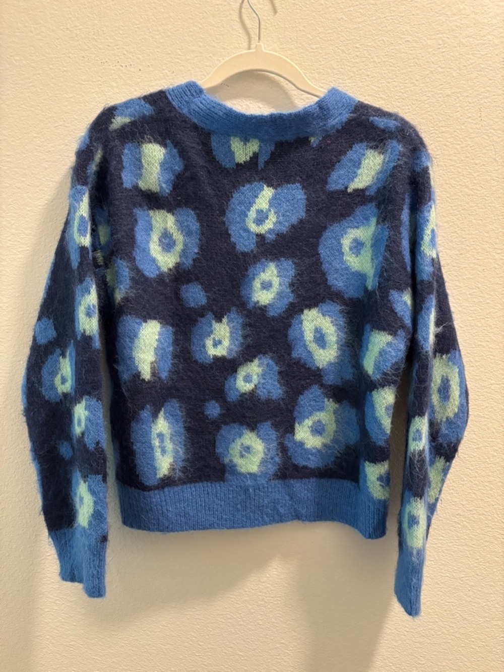 Ky Création Blue Patterned V-Neck Cardigan Sweater, size S/M - Picture 5 of 7